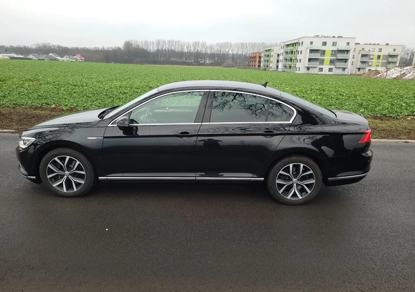 Volkswagen Passat cena 78359 przebieg: 253000, rok produkcji 2018 z Nekla małe 631